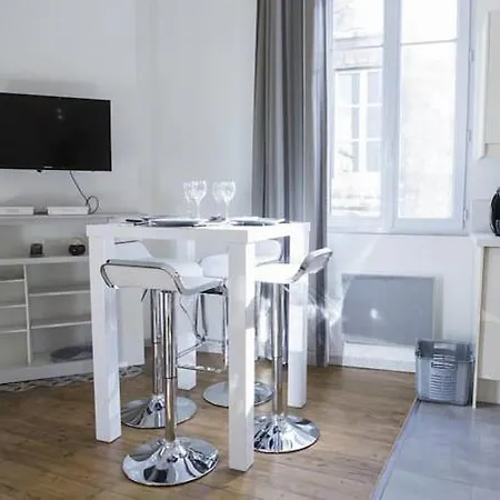 Devise Apartment *